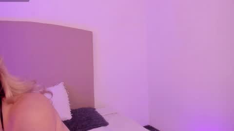 Alessia Moon online show from 05.16.26