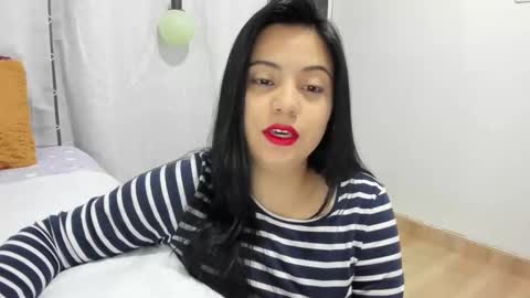 Snapshot of aleteacher chatting on 02.11.25 Alejandra online show from 02.11.25