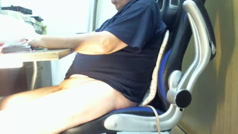 Snapshot of alex47100 chatting on 02.28.25 alex47100 online show from 02.28.25