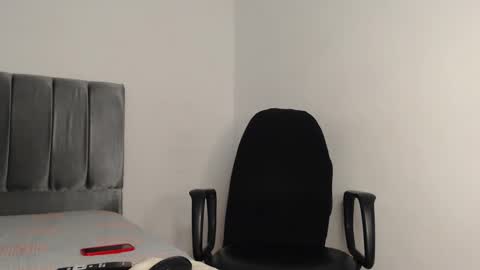 Snapshot of alex__lover chatting on 01.15.25 Owen online show from 01.15.25