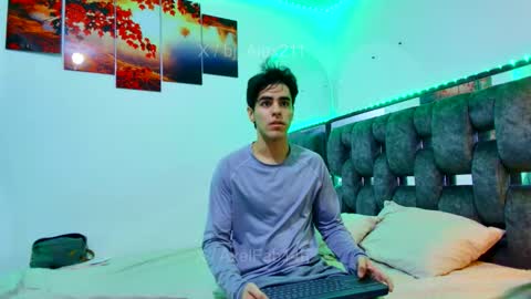 sneider online show from 03.15.26