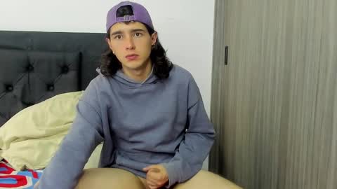 alex_connorr online show from 01.06.25