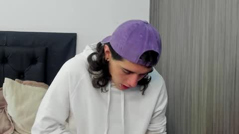 alex_connorr online show from 01.08.25