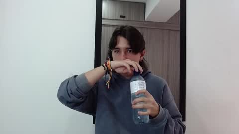 alex_connorr online show from 02.19.25