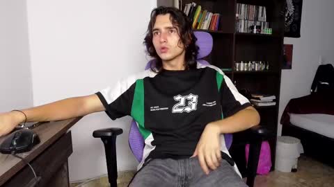 alex_connorr online show from 09.19.25