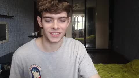 Snapshot of alex_man_01 chatting on 10.13.25 Alex online show from 10.13.25