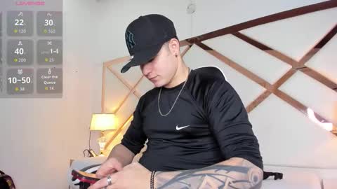 Snapshot of alex_pierce_ chatting on 02.18.26 Alex online show from 02.18.26