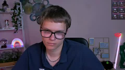 Snapshot of alex_reeding chatting on 05.13.26 Alex online show from 05.13.26