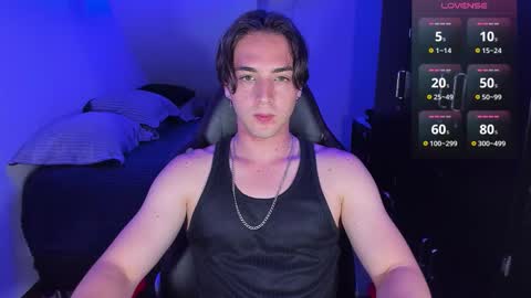 Snapshot of alex_smith0 chatting on 09.16.25 online show from 09.16.25