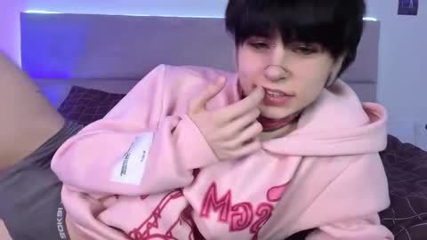 Alex Valley online show from 04.08.26