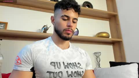 alex_wolf05 online show from 04.11.26