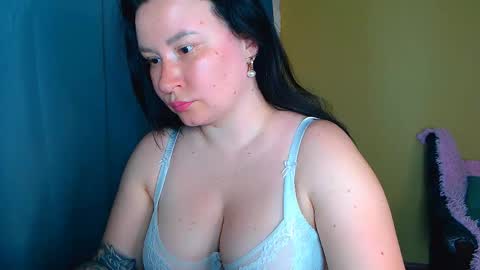 Snapshot of alexa__lexie chatting on 05.24.26 Alexa online show from 05.24.26