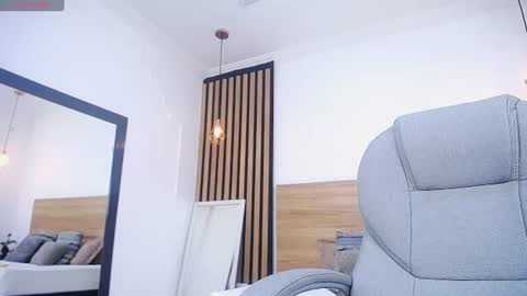 Alexa Forbes online show from 07.09.26