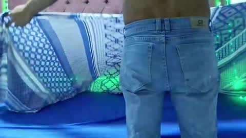 Snapshot of alexa_hotfox chatting on 02.20.25 ALEXA online show from 02.20.25