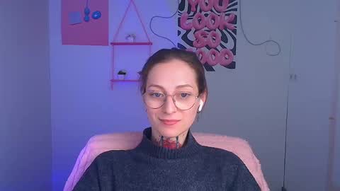 Snapshot of alexa_kittie chatting on 04.23.26 Alexa online show from 04.23.26