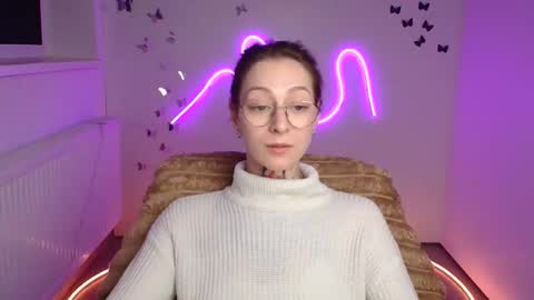 Snapshot of alexa_kittie chatting on 04.27.26 Alexa online show from 04.27.26
