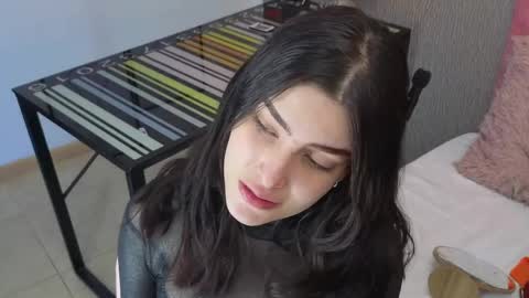 Snapshot of alexa_thaylor_ chatting on 04.22.26 Alexa Thaylor online show from 04.22.26