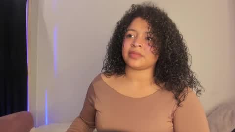 Snapshot of alexaa_swan chatting on 02.20.26 alexaa_swan online show from 02.20.26