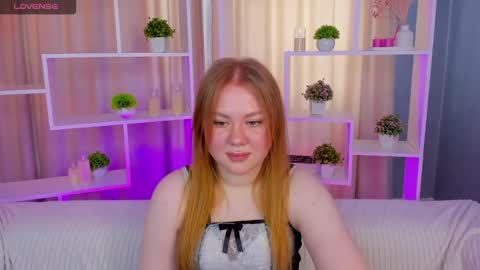 Snapshot of alexaabee chatting on 05.22.26 alexaabee online show from 05.22.26