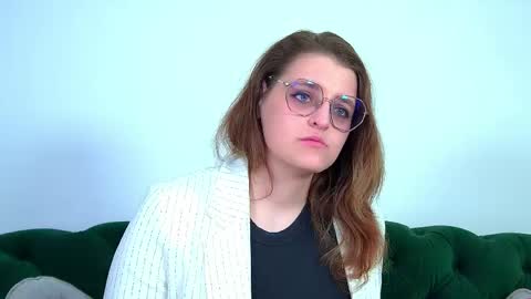 Snapshot of alexaavery chatting on 05.29.26 AlexaAvery online show from 05.29.26