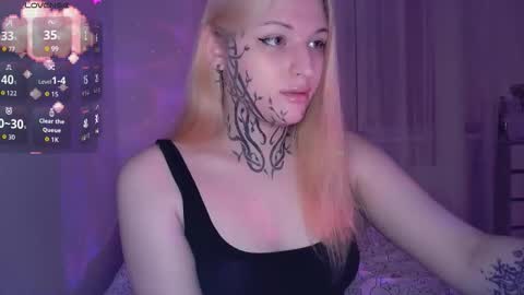 Snapshot of alexalarose chatting on 01.16.26 alexalarose online show from 01.16.26