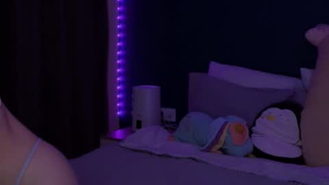 Snapshot of alexamason chatting on 03.12.26 Alexa Mason online show from 03.12.26