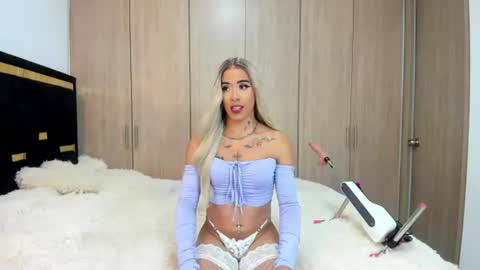 alexamcqueen online show from 07.12.26
