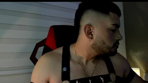 Snapshot of alexander_diiaz chatting on 04.27.26 Alexander Diaz online show from 04.27.26