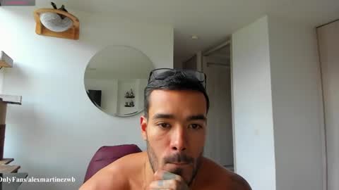 Onlyfansalexmartinezwb  Instagram alexwbmartinez  Twitter martinezcb937 online show from 07.15.26