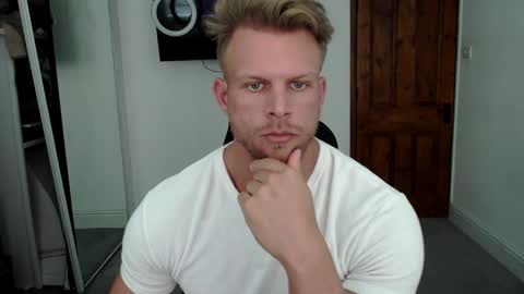 Alexander Steel online show from 04.03.26