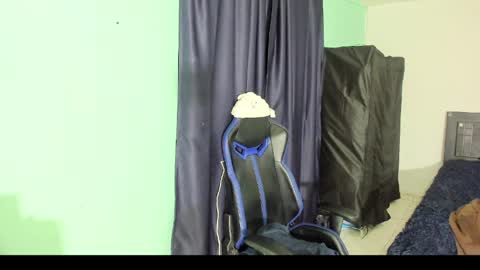 chicos hot online show from 04.02.26