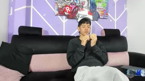 chicos hot online show from 04.10.26