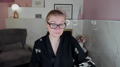 Alexandra online show from 12.26.24