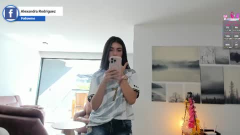 Alexandra Rodriguez online show from 07.02.26