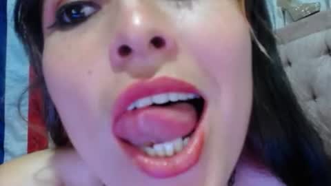 alexandrasaen online show from 06.10.26