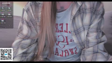 Snapshot of alexashowcum chatting on 12.23.24 Alexa online show from 12.23.24