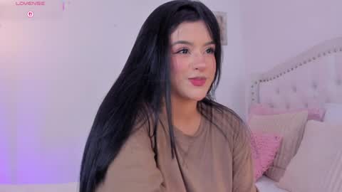 lexandra  online show from 04.08.26