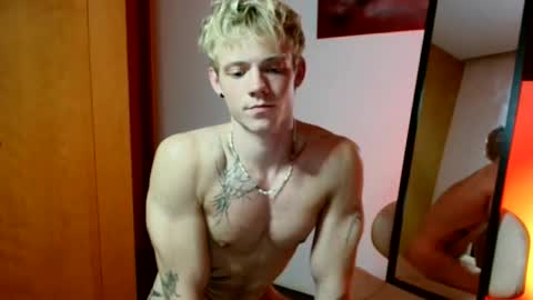 Snapshot of alexbarczukxxx chatting on 06.03.26 Alex Barczuk online show from 06.03.26