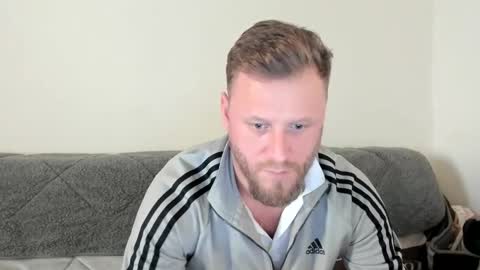 Snapshot of alexboy2022 chatting on 12.19.24 onlyfans..alexyno2022 online show from 12.19.24