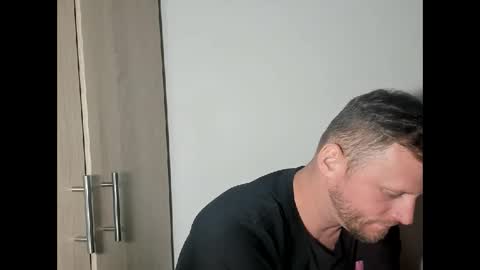 Snapshot of alexboy2022 chatting on 02.12.25 onlyfans..alexyno2022 online show from 02.12.25