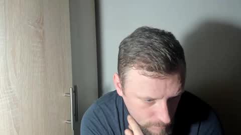 Snapshot of alexboy2022 chatting on 02.28.25 onlyfans..alexyno2022 online show from 02.28.25