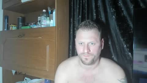 Snapshot of alexboy2022 chatting on 03.08.25 onlyfans..alexyno2022 online show from 03.08.25