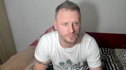 Snapshot of alexboy2022 chatting on 03.11.25 onlyfans..alexyno2022 online show from 03.11.25