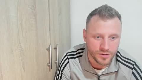 Snapshot of alexboy2022 chatting on 03.12.25 onlyfans..alexyno2022 online show from 03.12.25