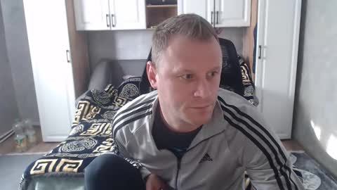 Snapshot of alexboy2022 chatting on 11.13.25 onlyfans..alexyno2022 online show from 11.13.25