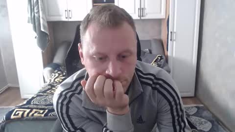 Snapshot of alexboy2022 chatting on 11.14.25 onlyfans..alexyno2022 online show from 11.14.25