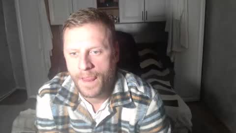 Snapshot of alexboy2022 chatting on 11.30.25 onlyfans..alexyno2022 online show from 11.30.25