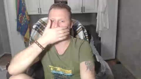 Snapshot of alexboy2022 chatting on 12.04.25 onlyfans..alexyno2022 online show from 12.04.25