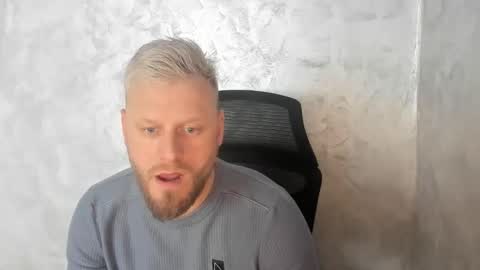 Snapshot of alexboy2022 chatting on 02.22.26 onlyfans..alexyno2022 online show from 02.22.26