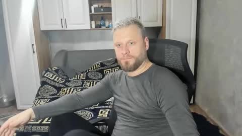 Snapshot of alexboy2022 chatting on 02.25.26 onlyfans..alexyno2022 online show from 02.25.26